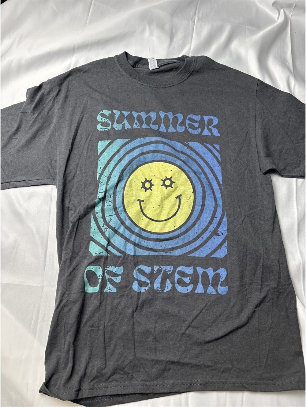 Summer Of Stem 2024 Tour T-Shirt Medium Smiley Face Graphic